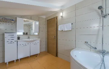 Mušalež 6-Bedroom Villa with Private Pool