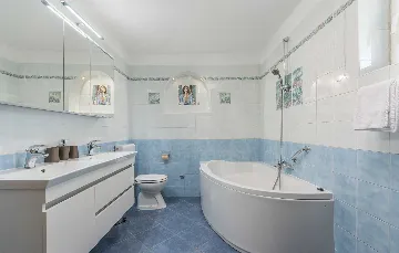 Mušalež 6-Bedroom Villa with Private Pool