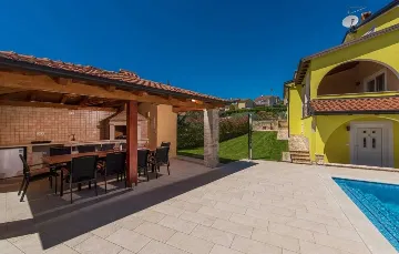 Mušalež 6-Bedroom Villa with Private Pool