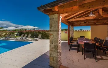 Mušalež 6-Bedroom Villa with Private Pool