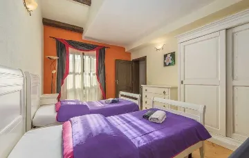 Istrian-Style Villa with Private Pool, Sleeps 8 in Baldaši