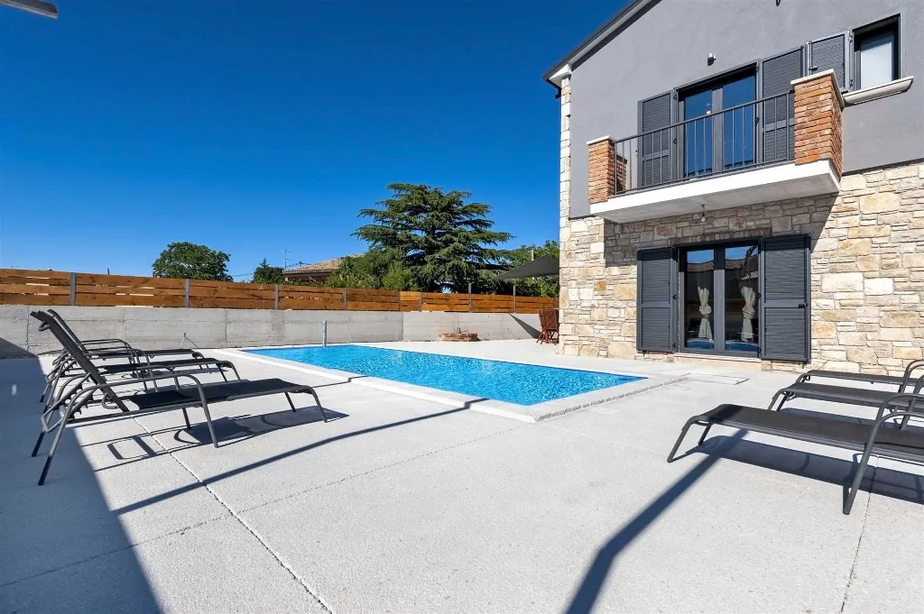 3-Bedroom Villa in Kanfanar for Up to 8 Guests