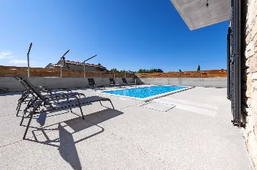 3-Bedroom Villa in Kanfanar for Up to 8 Guests