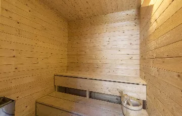 8-Bedroom Villa in Premantura with Heated Pool