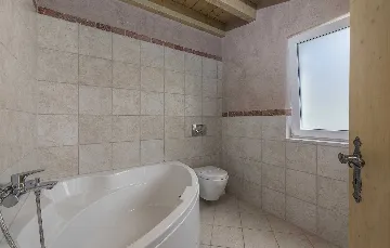 8-Bedroom Villa in Premantura with Heated Pool