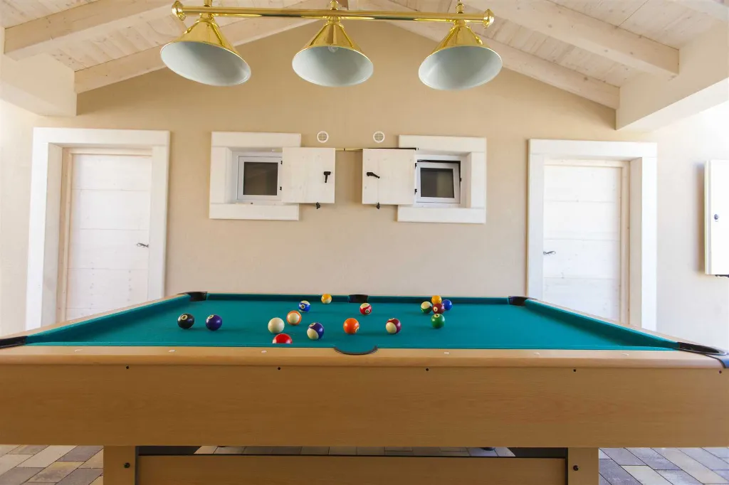 Villa with Heated Pool for 16 Guests in Premantura