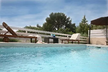 Villa with Heated Pool for 16 Guests in Premantura