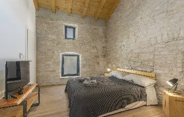 4-Bedroom Villa with Pool in Bičići, Croatia