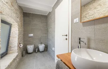 4-Bedroom Villa with Pool in Bičići, Croatia