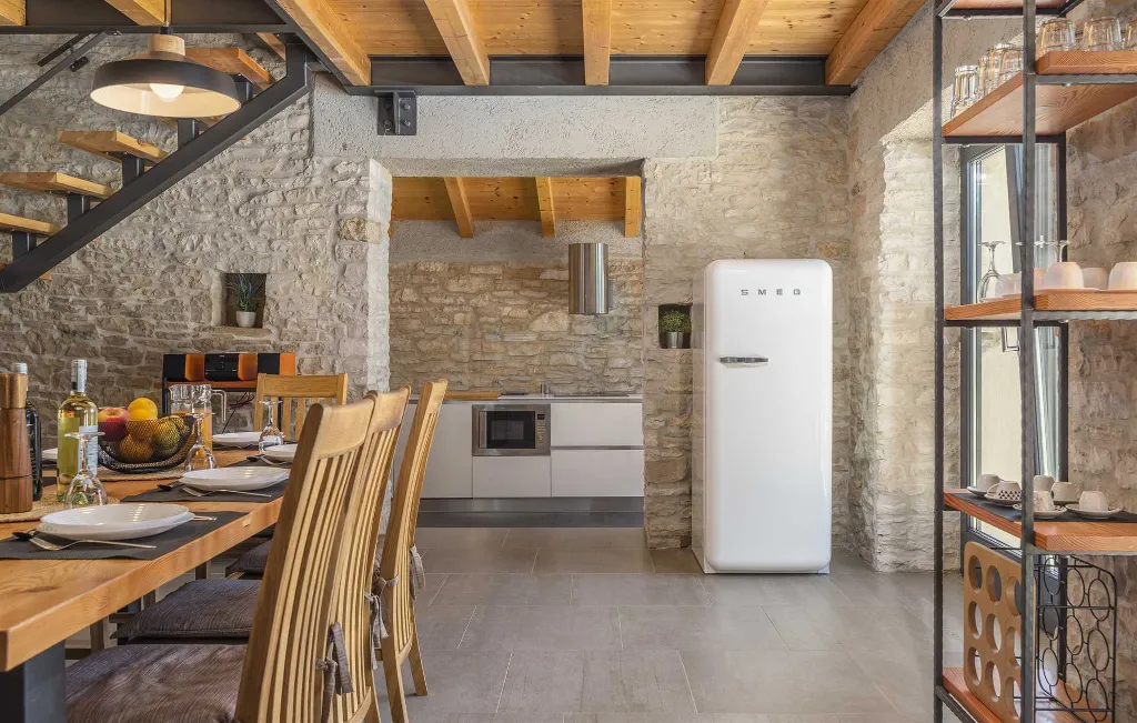 4-Bedroom Villa with Pool in Bičići, Croatia