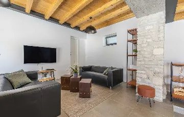 4-Bedroom Villa with Pool in Bičići, Croatia