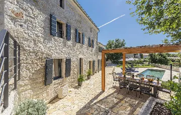 4-Bedroom Villa with Pool in Bičići, Croatia