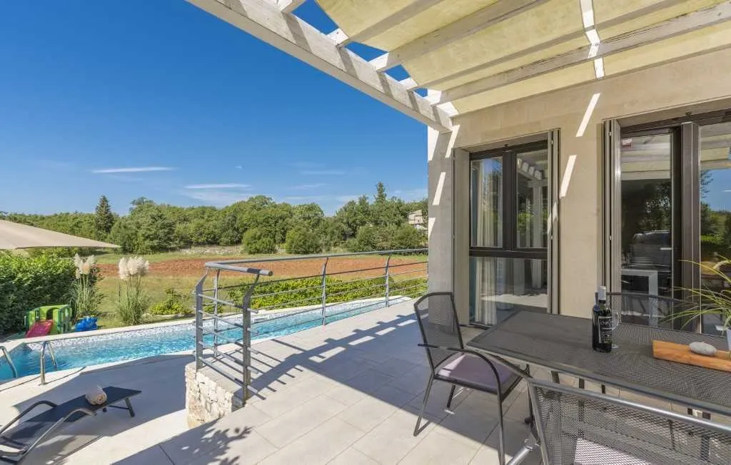 Villa in Butkovići for 7 Guests