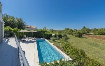 Villa in Butkovići for 7 Guests