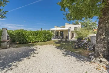 Villa in Butkovići for 7 Guests