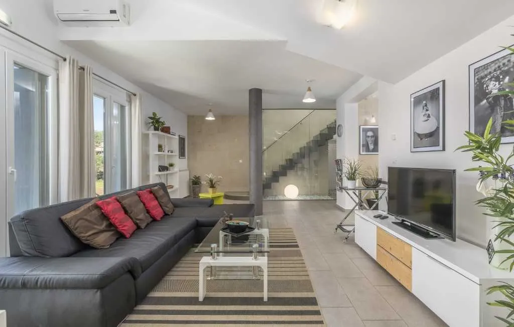 Villa in Butkovići for 7 Guests