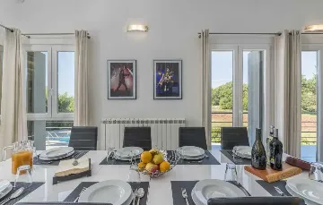 Villa in Butkovići for 7 Guests