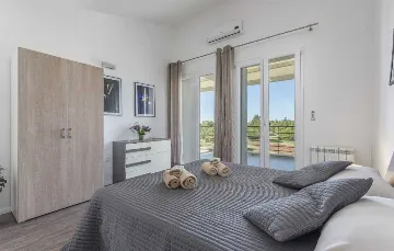 Villa in Butkovići for 7 Guests