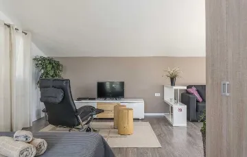 Villa in Butkovići for 7 Guests