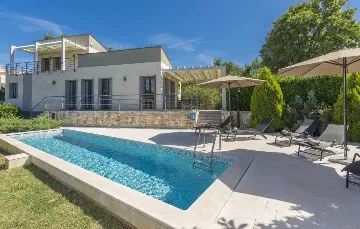 Villa in Butkovići for 7 Guests