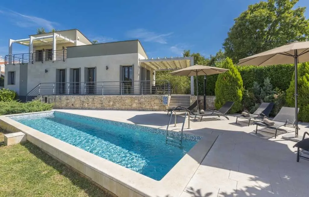 Villa in Butkovići for 7 Guests