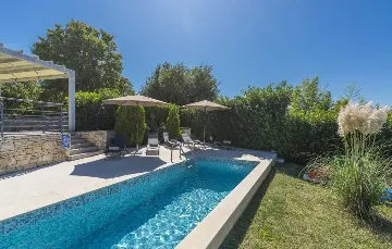 Villa in Butkovići for 7 Guests