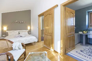 2-Bedroom Villa with Private Pool in Marčana