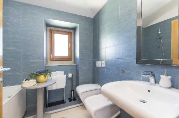 2-Bedroom Villa with Private Pool in Marčana