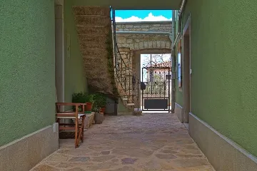 2-Bedroom Villa with Private Pool in Marčana