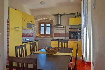 2-Bedroom Villa with Private Pool in Marčana