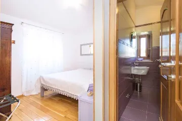 2-Bedroom Villa with Private Pool in Marčana