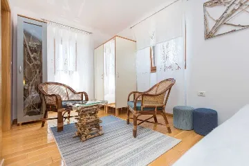 2-Bedroom Villa with Private Pool in Marčana
