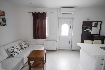 Umag Villa with Swimming Pool for 10