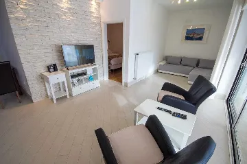 Umag Villa with Swimming Pool for 10