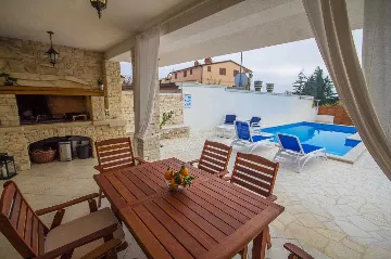 Umag Villa with Swimming Pool for 10