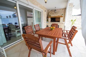 Umag Villa with Swimming Pool for 10