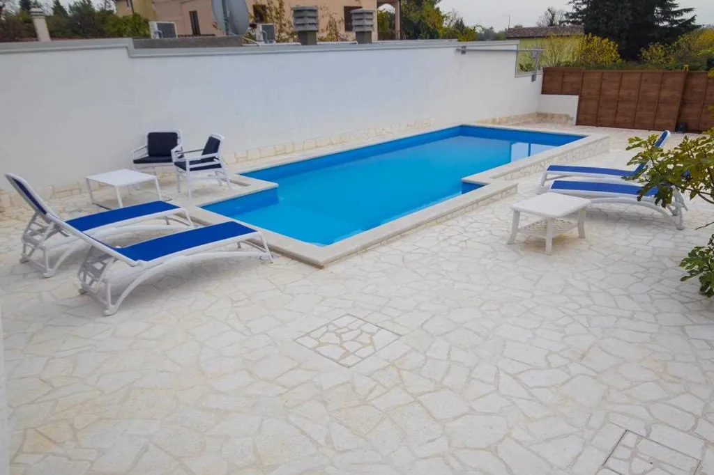 Umag Villa with Swimming Pool for 10