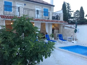 Umag Villa with Swimming Pool for 10