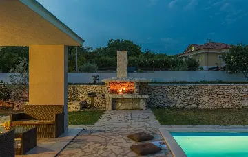 Rakalj Villa for 6 Guests with Private Heated Pool