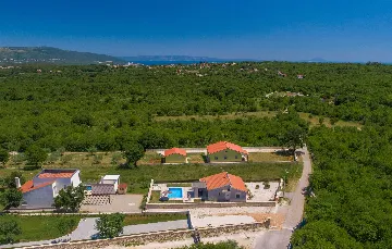 Rakalj Villa for 6 Guests with Private Heated Pool