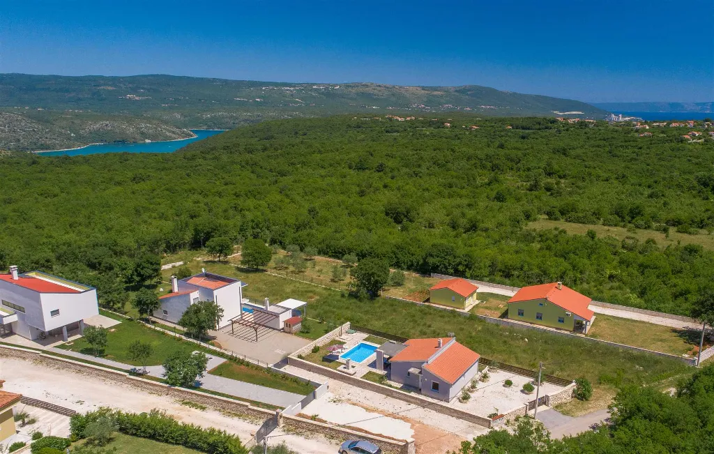 Rakalj Villa for 6 Guests with Private Heated Pool