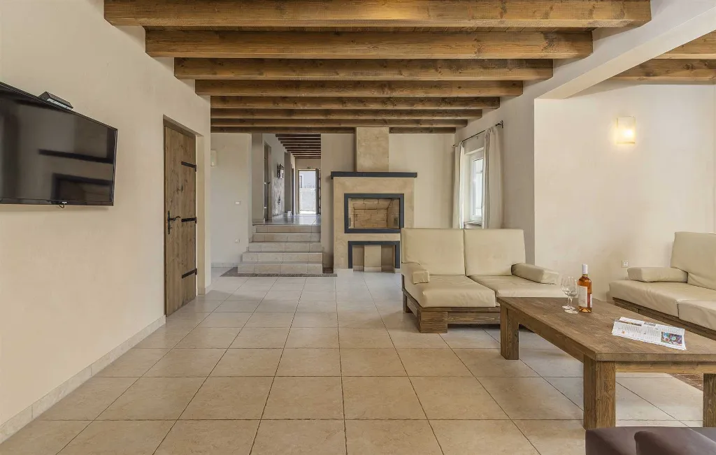 Villa in Premantura for Up to 16 Guests