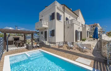 Villa in Premantura for Up to 16 Guests