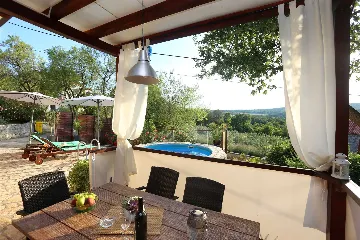 Villa with Oval Pool in Ripenda Verbanci, Croatia