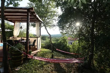 Villa with Oval Pool in Ripenda Verbanci, Croatia