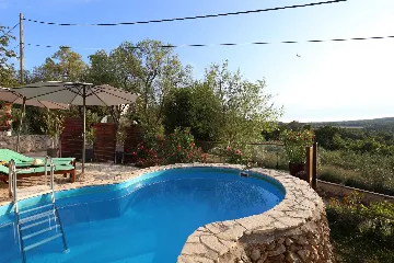 Villa with Oval Pool in Ripenda Verbanci, Croatia
