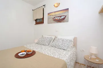 Villa with Oval Pool in Ripenda Verbanci, Croatia