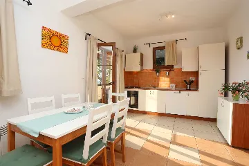 Villa with Oval Pool in Ripenda Verbanci, Croatia