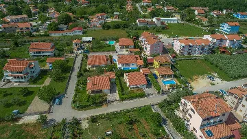 3-Bedroom Villa in Žbandaj for Up to 7 Guests