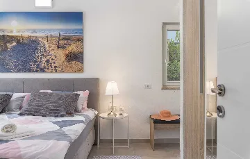 3-Bedroom Villa in Žbandaj for Up to 7 Guests